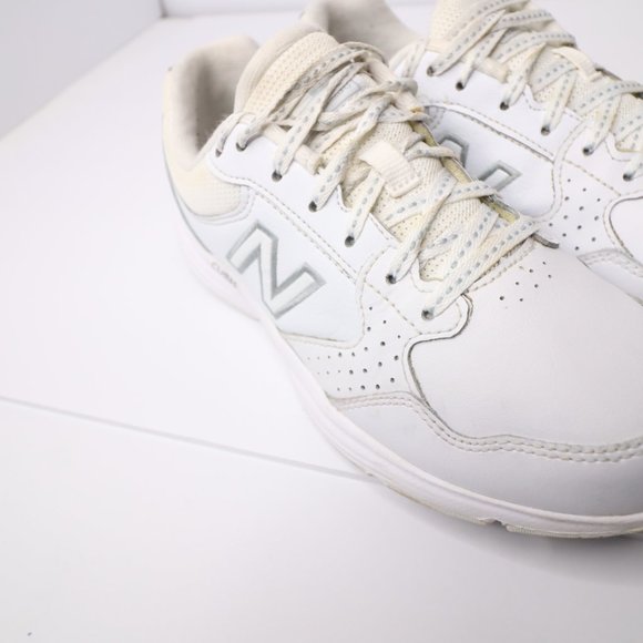 White New Balance Women's 411 V1 Training Shoe  size 6.5 - Picture 2 of 9